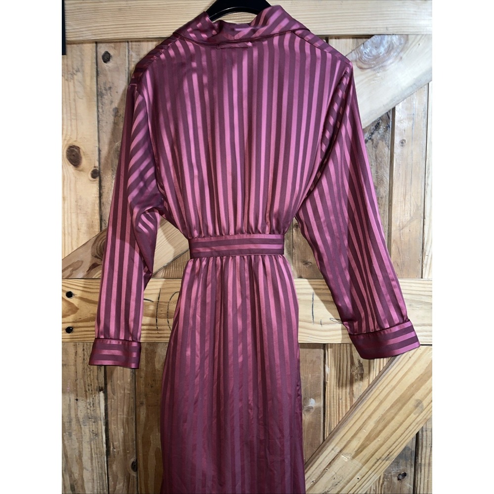 Cabernet Sleep Sense Robe Size Medium Womens Rose Red Stripe Silky Dressing Robe - Picture 8 of 14